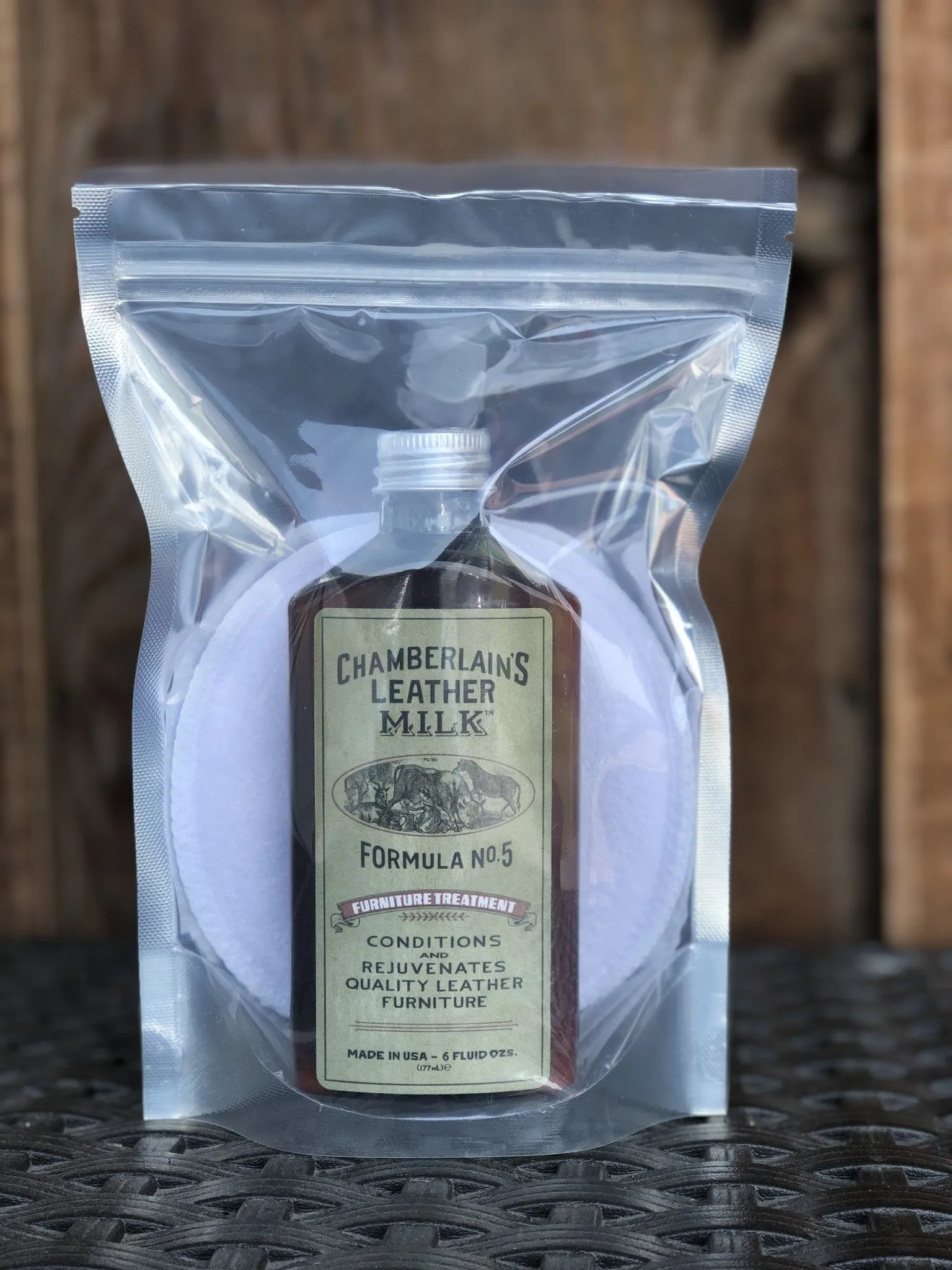 Chamberlain's Leather Milk - Formula No. 5 Furniture Treatment